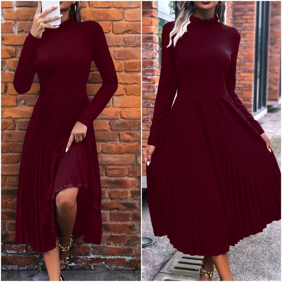 Classic Solid Pleated Minimalist Dress - Picture 6 of 7